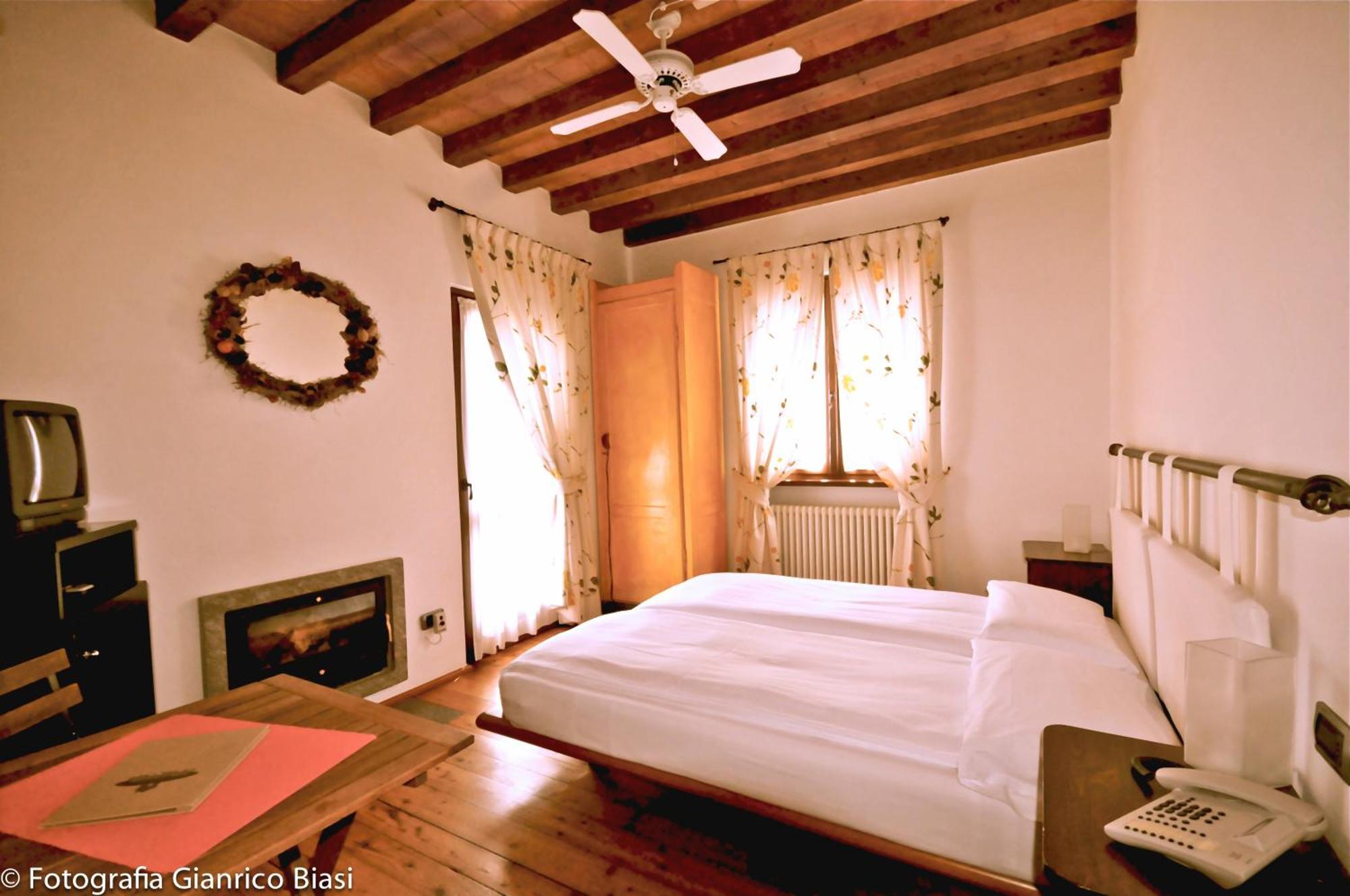 Agriturismo Ca Del Lago Граведона Екстериор снимка