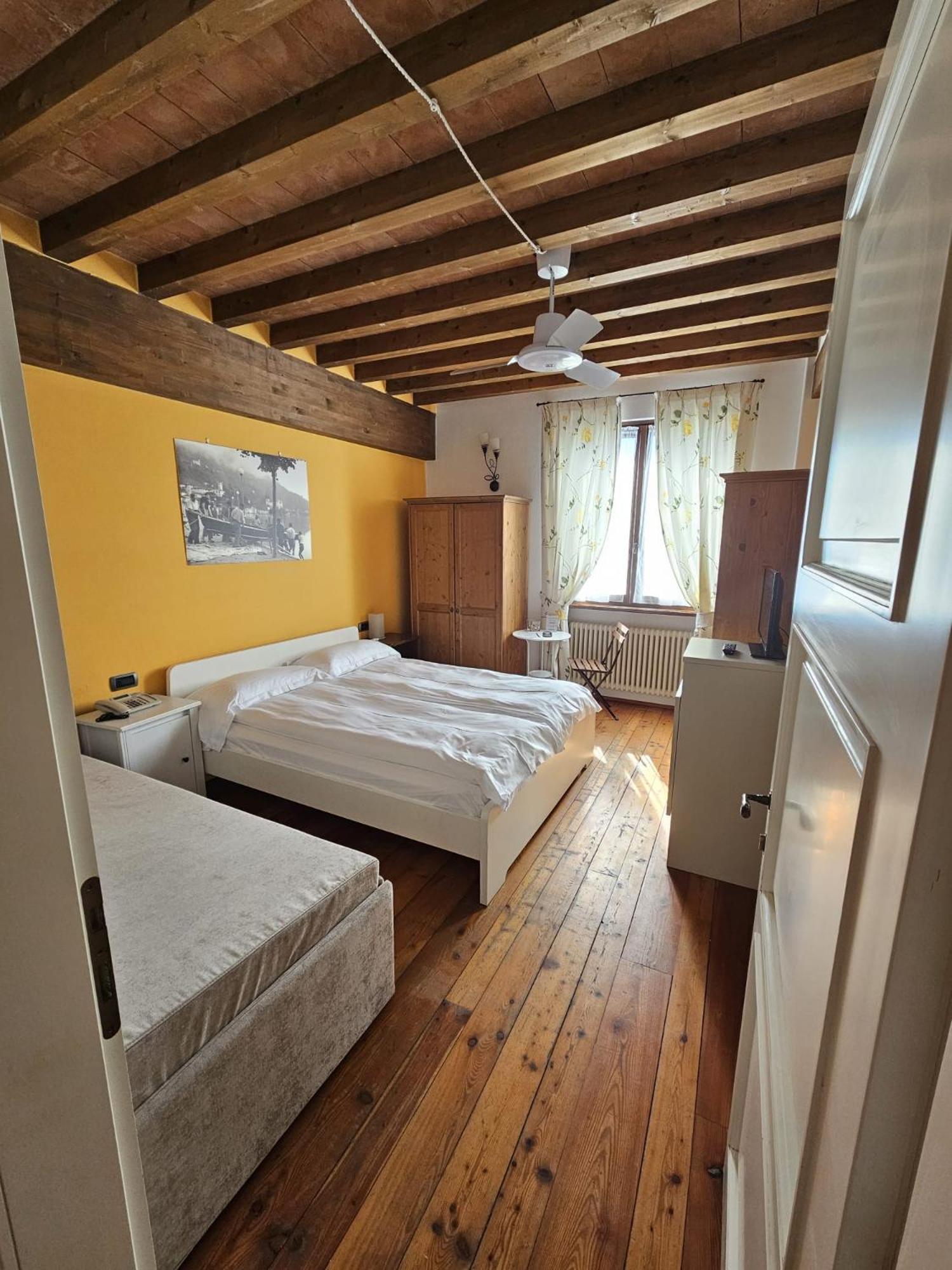 Agriturismo Ca Del Lago Граведона Екстериор снимка