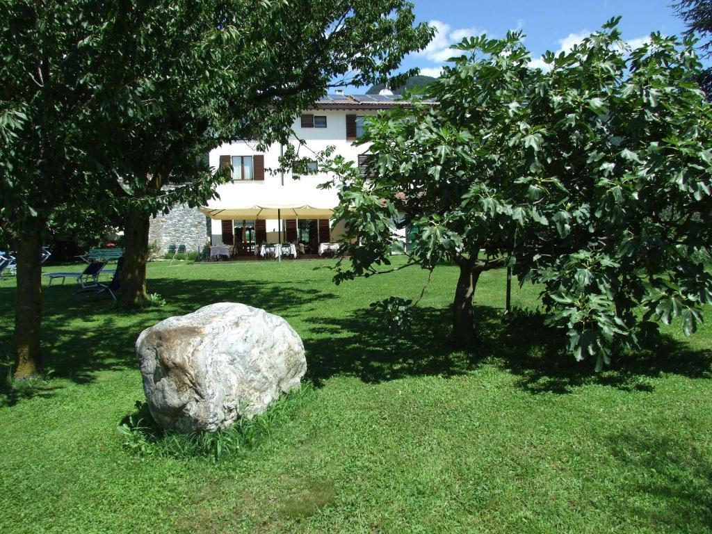 Agriturismo Ca Del Lago Граведона Екстериор снимка
